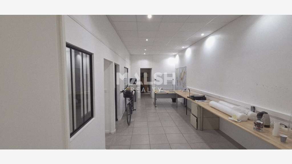Local commercial à louer 342m² Lyon 2e