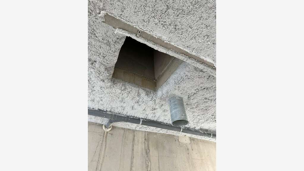 Rare opportunite à louer 177m² à St-Bonnet-de-Mure