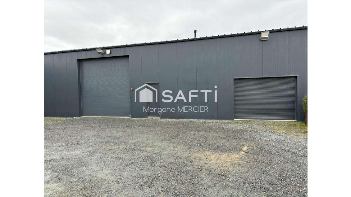 A louer local commercial à Saint-Jean-de-Thouars