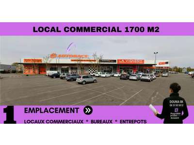 Location Locaux commerciaux - Boutiques à Saint-Maximin