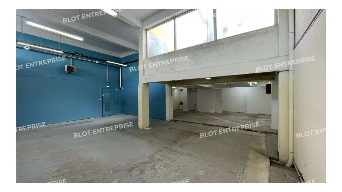 A louer local commercial 135m² à Saint-Nazaire