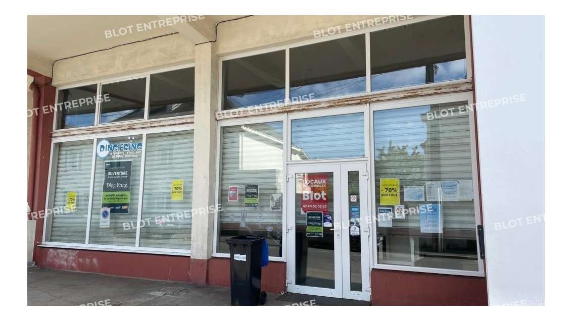 A louer local commercial 135m² à Saint-Nazaire
