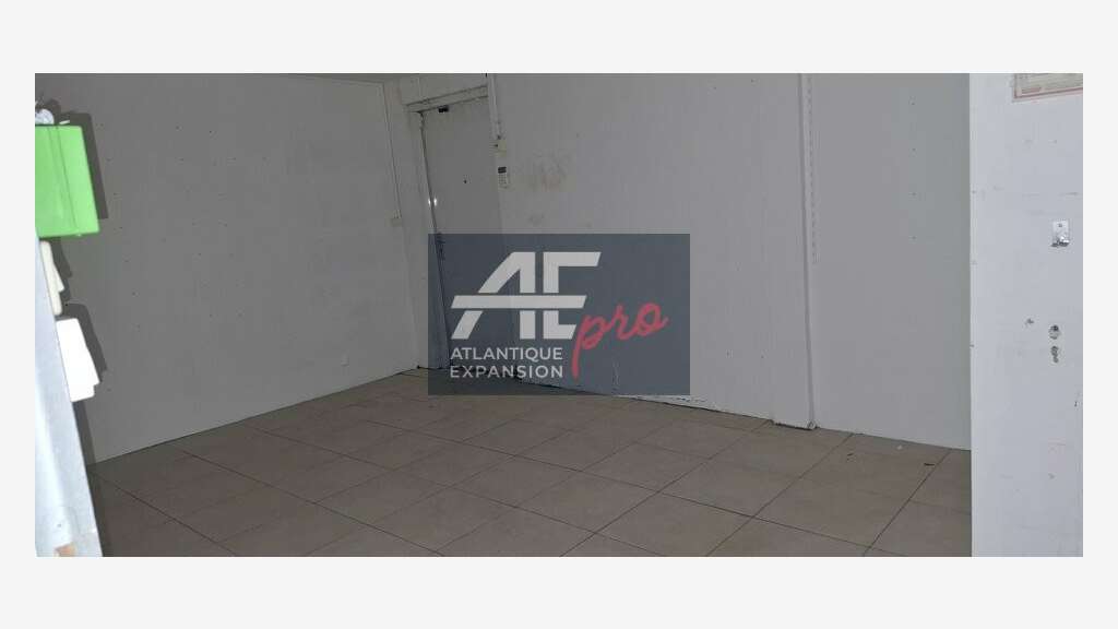 Local commercial 125m² à louer à Saint Nazaire