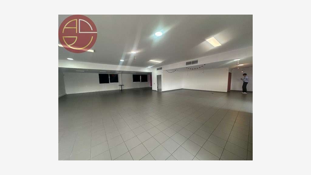 A louer local 385m² à Saint-Orens-de-Gameville