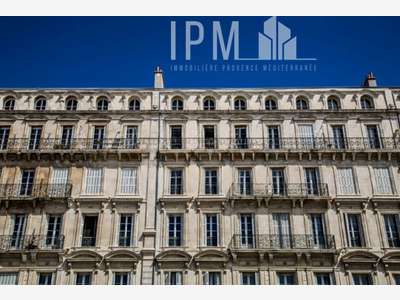 A louer local commercial 45m² à Sainte-Maxime