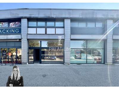 Location Locaux commerciaux - Boutiques à Salon-de-Provence