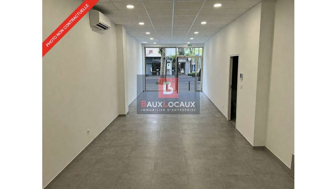 DAB local commercial 100m² à Salon-de-Provence