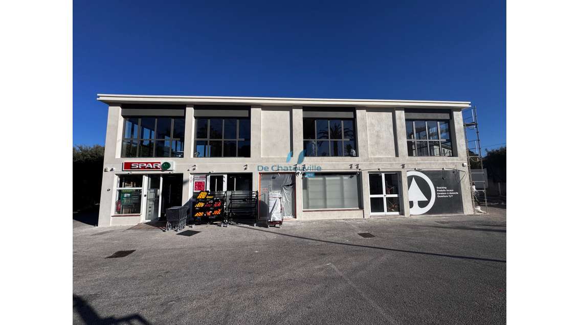 Local 220m² ERP5 à louer axe Sanary/Bandol