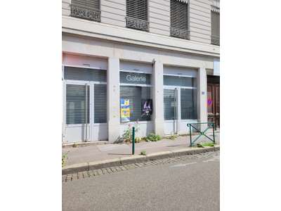 Location Locaux commerciaux - Boutiques à Lyon 7e