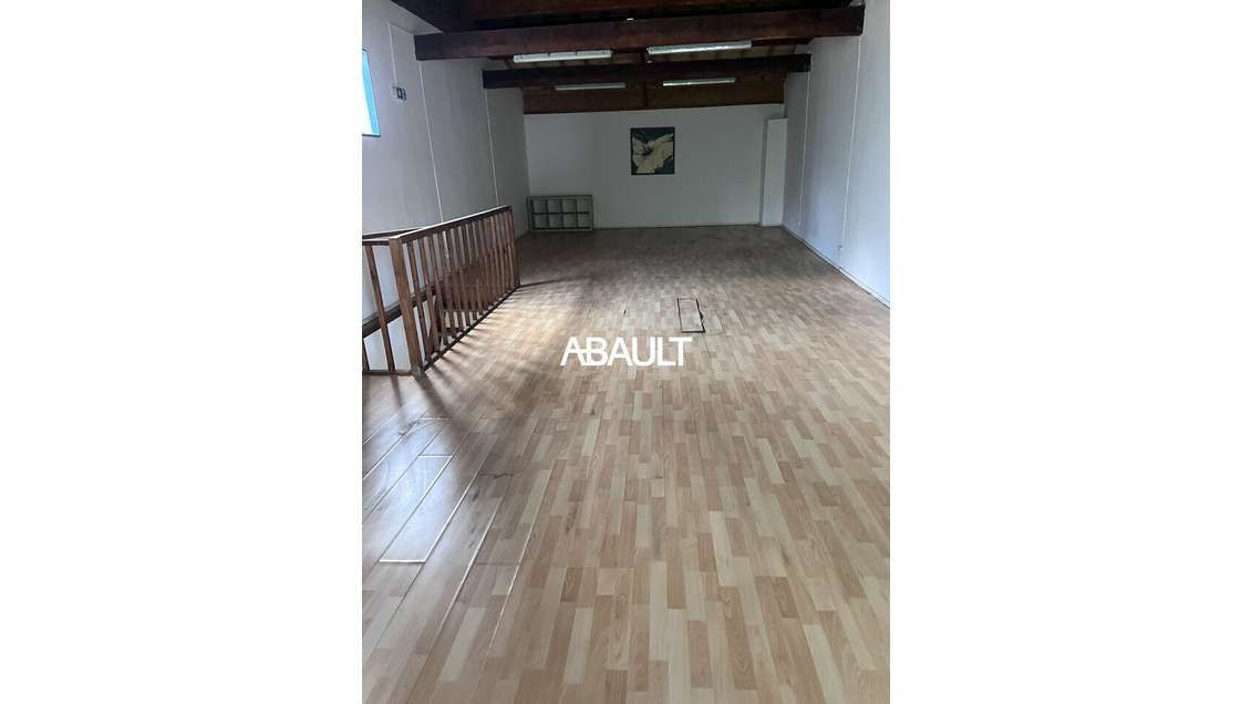 A louer local 204m² à Toulouse Croix Daurade