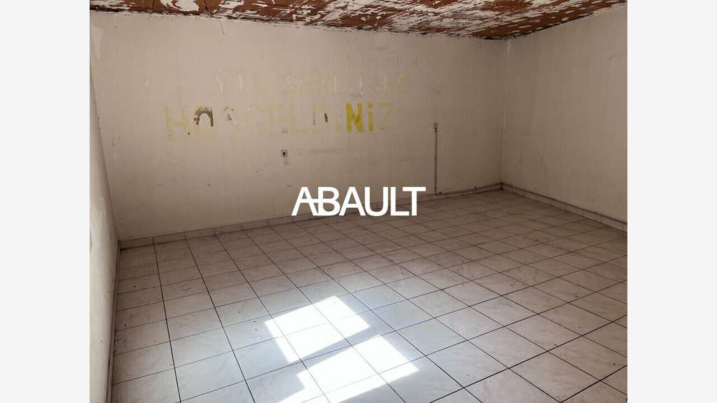 A louer local 204m² à Toulouse Croix Daurade