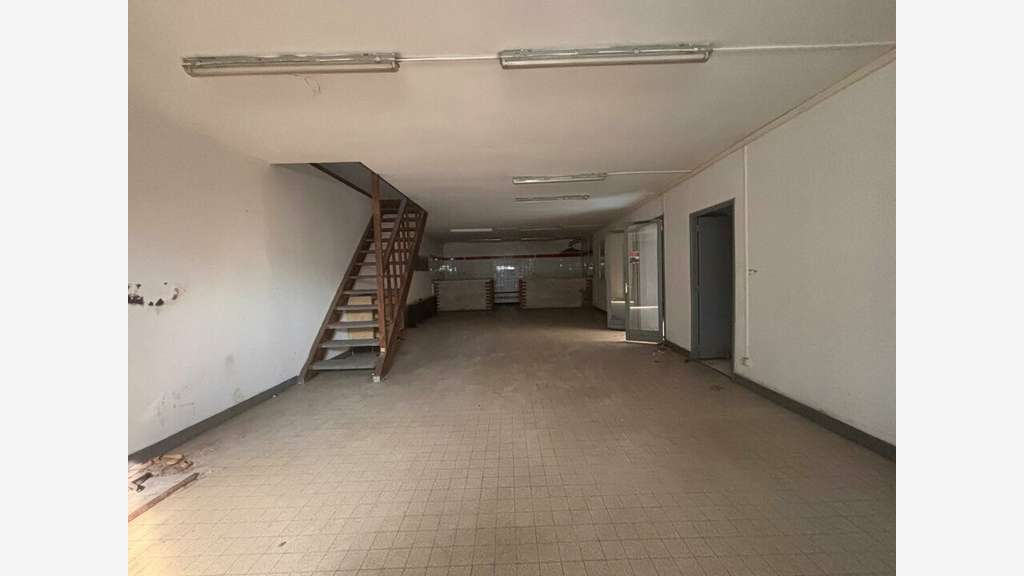 A louer local 204m² à Toulouse Croix Daurade
