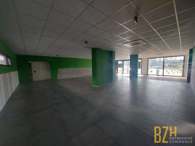 A louer local commercial 522m² secteur Lorient