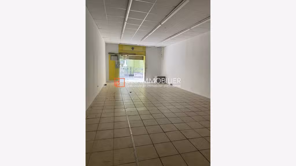 Local commercial à louer 60m² Lodi Marseille 6²