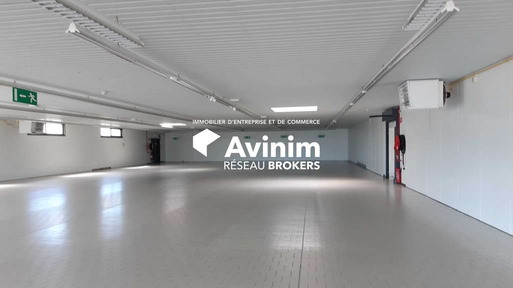 A louer local commercial 1086m² Selles-sur-Cher