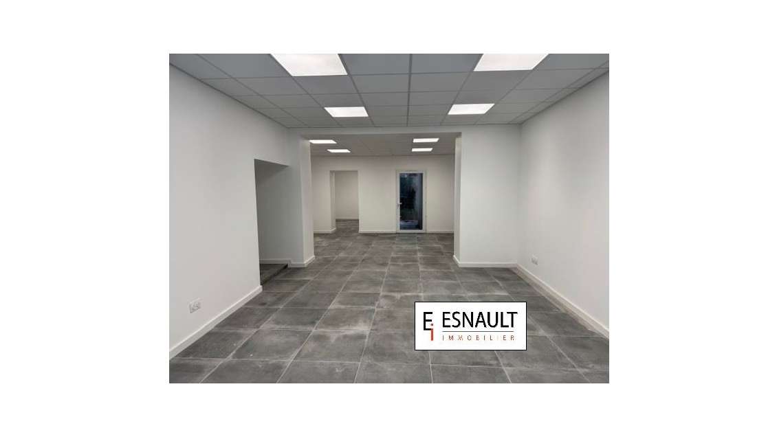 Centre de Sète. A louer, local commercial 69m² p