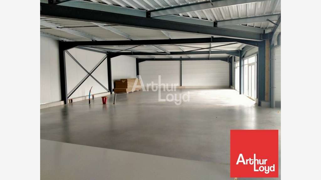 Local commercial  70m² à louer à Poitiers Sud