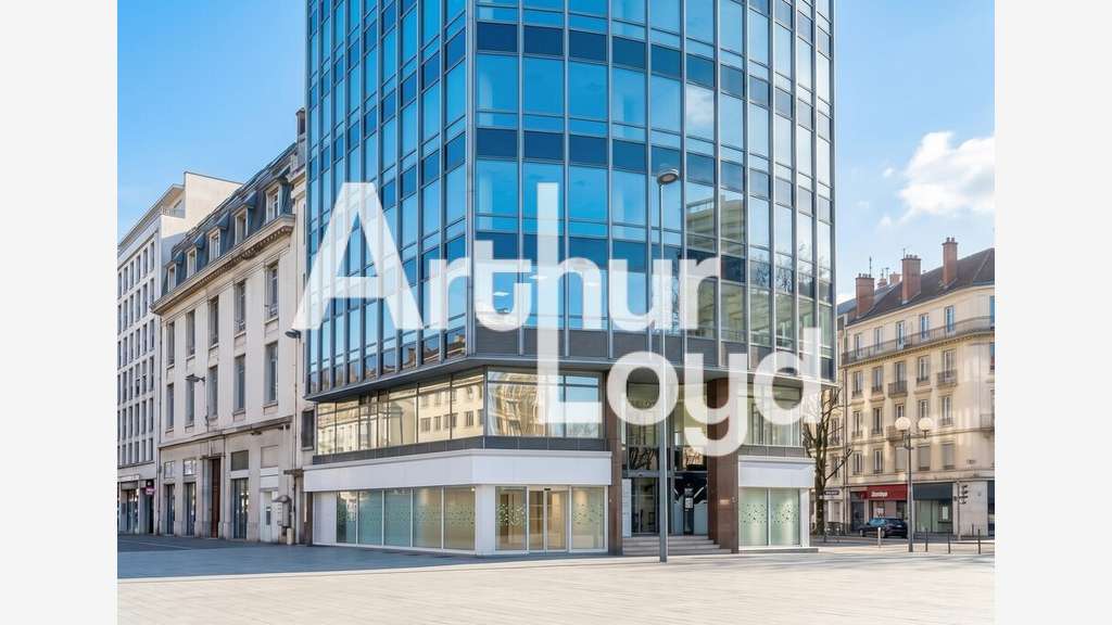 Espace commercial 159m² à louer à Chambéry 