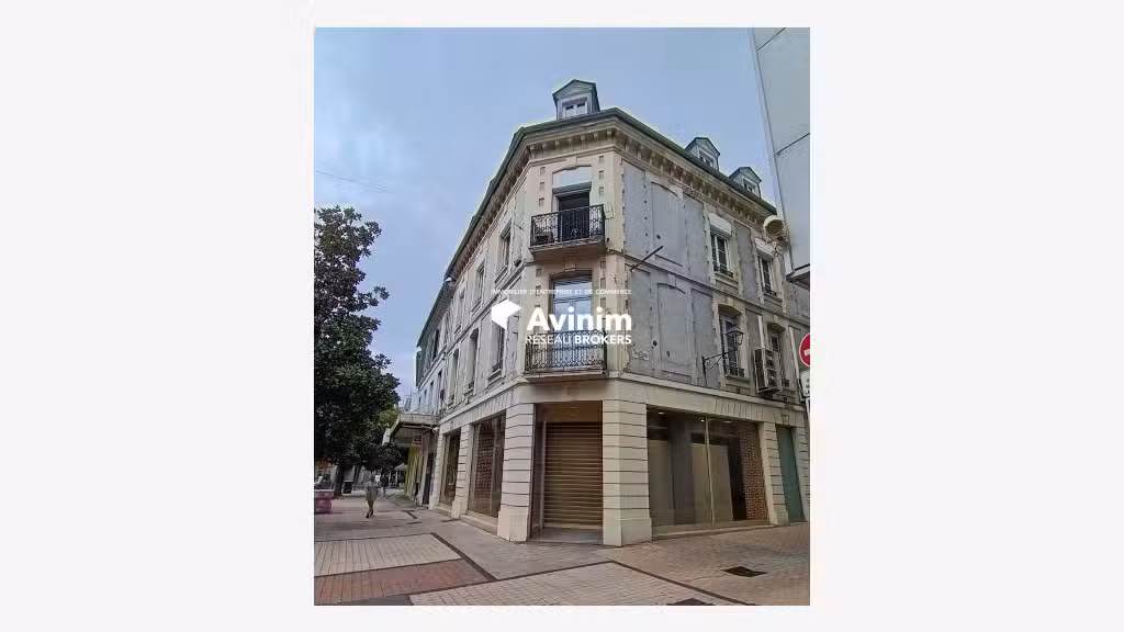 A louer local commercial 184m² rue Foch à Tarbes