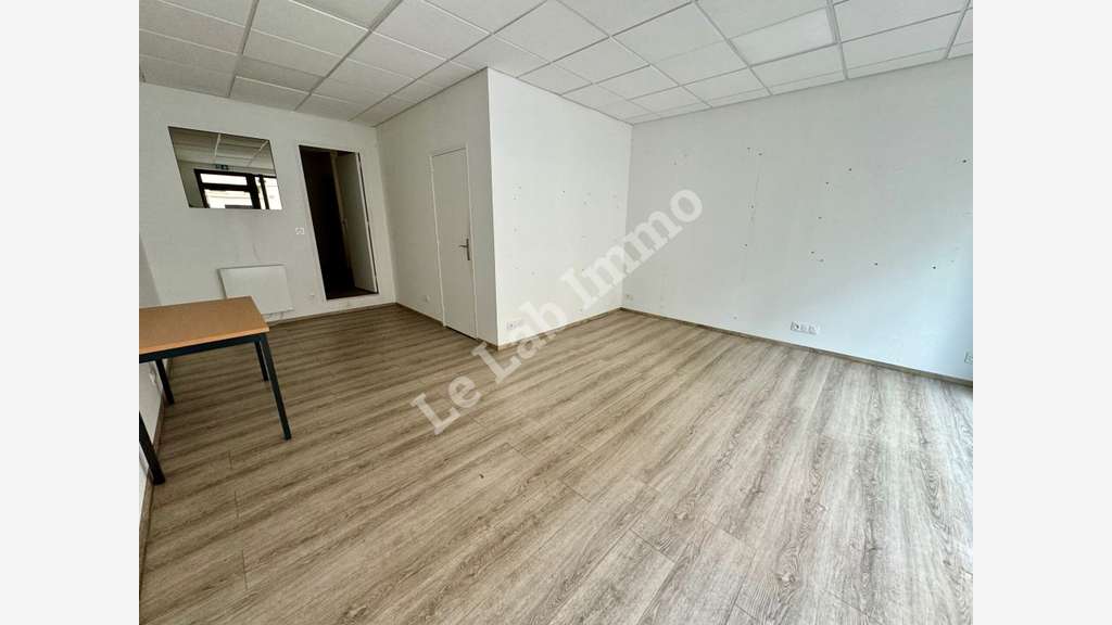 A louer local commercial 40m² au Havre Pasino