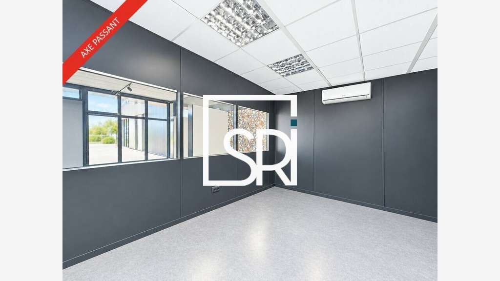 Local mixte 372m² à louer Thiers ZA Matussière