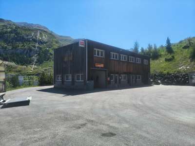 Local commercial 395m² à louer à Tignes 1800