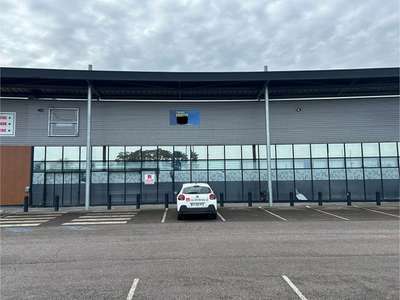 A louer local commercial 1435m² ZAC Torcy