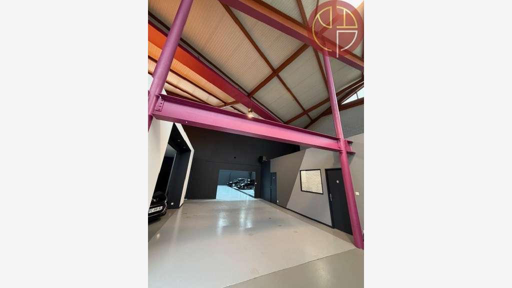 A louer local commercial 384m² à Toulouse