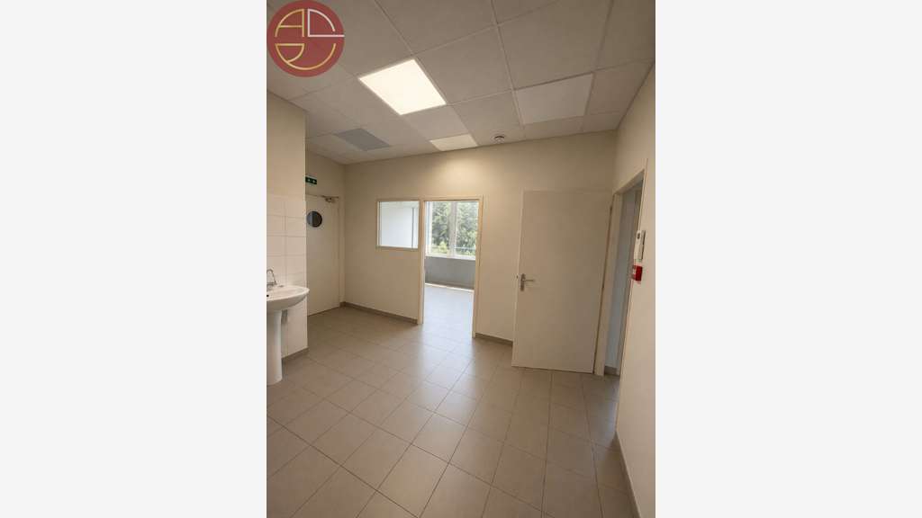 Location local commercial 300m² ERP à Toulouse 