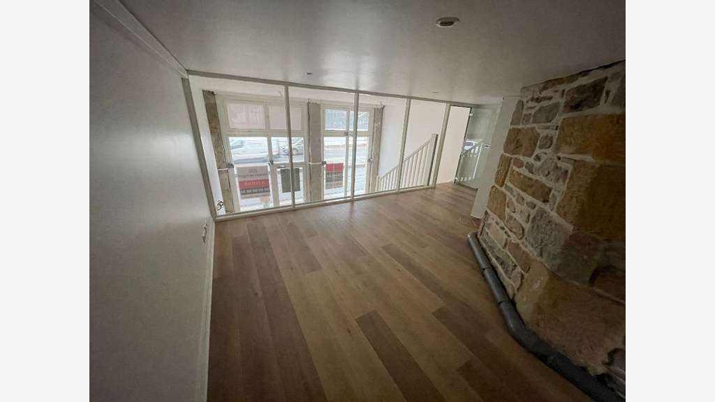Local commercial en bon état à louer Lyon 3e