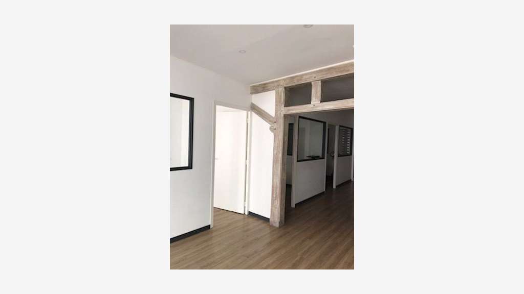 A louer beau local 95m² à Troyes centre