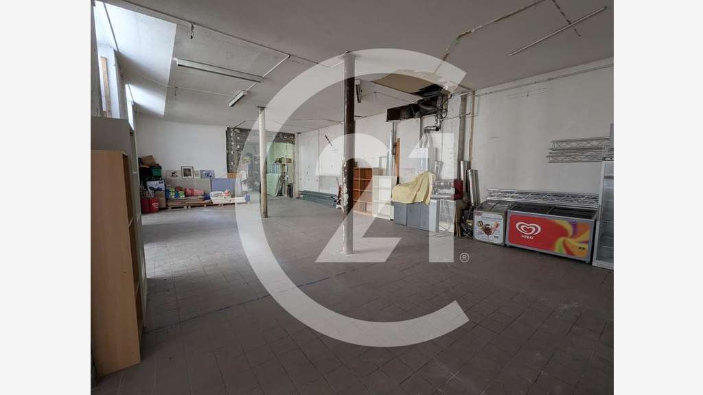 A louer local 320m² hyper centre de Valence