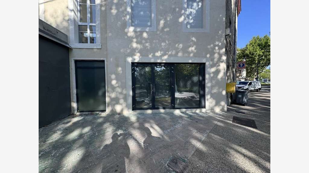 Local 190m² à louer sur les boulevards de Valence