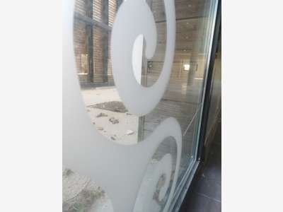 A louer local commercial 150m² Z.C. Vannes Nord