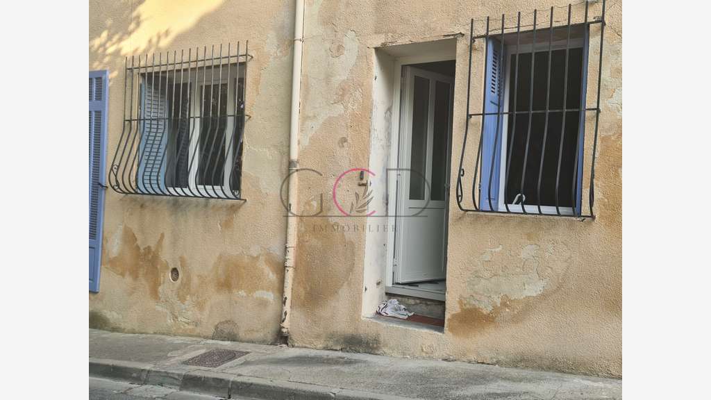 A louer local 35m² au centre de Velaux
