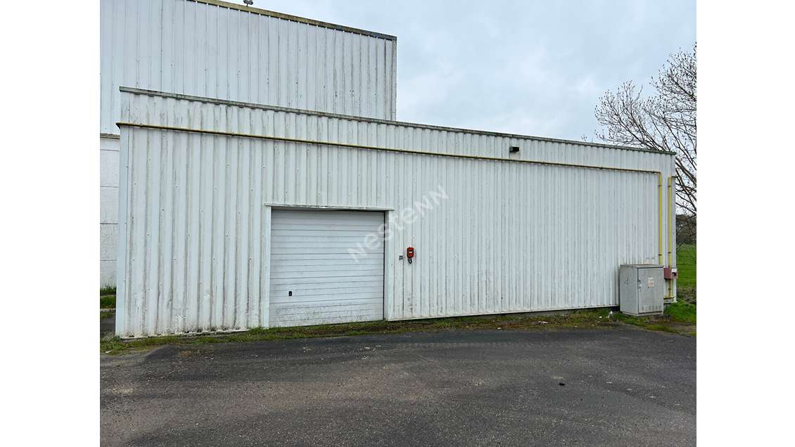 A louer local 246m² sur axe très passant Verdun