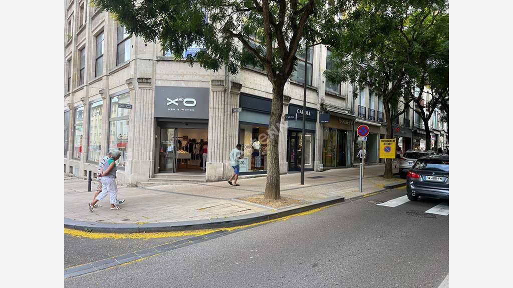 A louer local 116m² empl premium à Verdun centre
