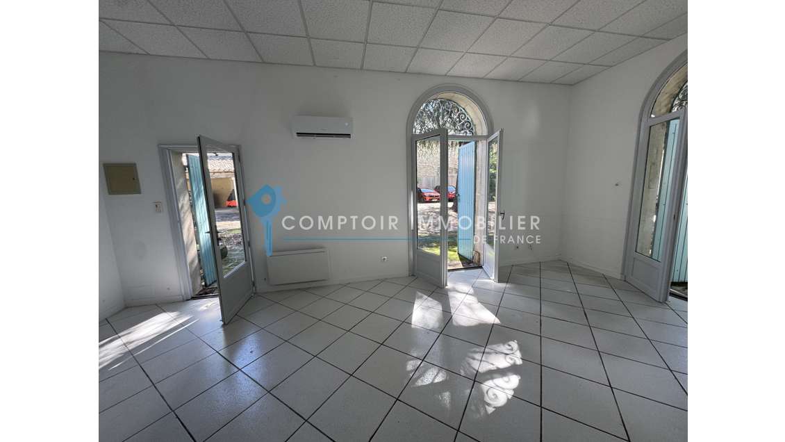 A louer local professionnel 30m² à Vergèze