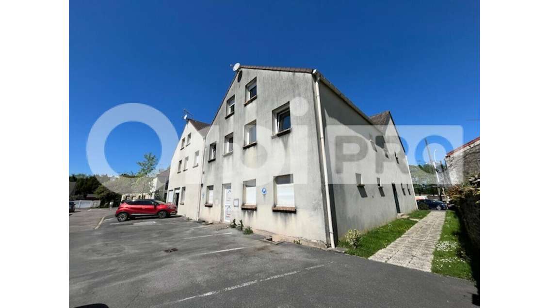 A louer très beau local 47m² à Villecresnes D319 