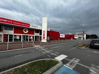 Location Locaux commerciaux - Boutiques à Villenave-d'Ornon