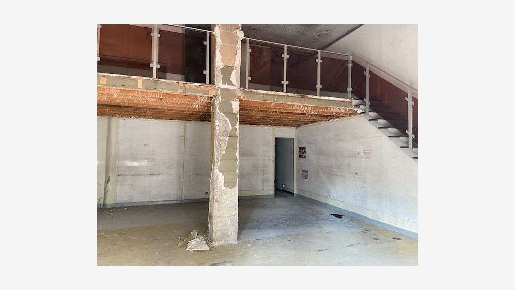 A louer local commercial 104m² sur Villeurbanne