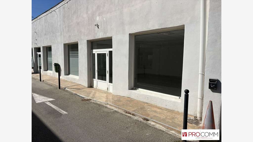 Local commercial à louer zone comm Carpentras
