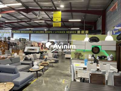 Location Locaux commerciaux - Boutiques à Marignane