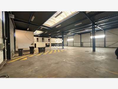 A louer local 910m² bel emplacement au Havre