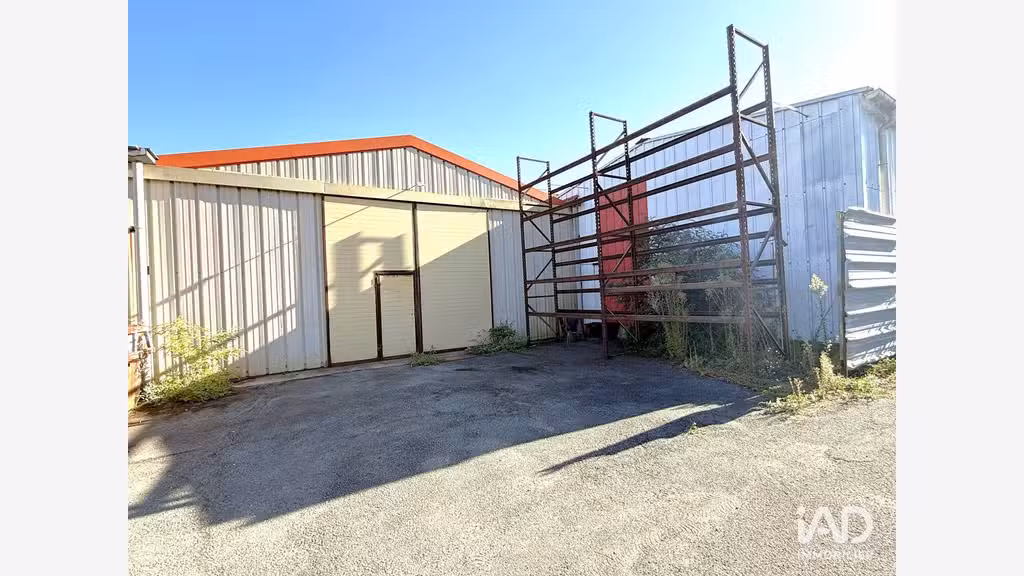 A louer local d'activité à Boissy-sous-Saint-Yon