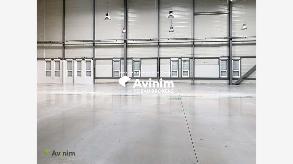 A louer local d'activité 2735m² à Epinal RN57