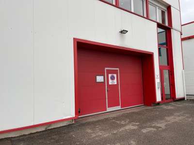 A louer local 709m² empl stratégique à Maxeville