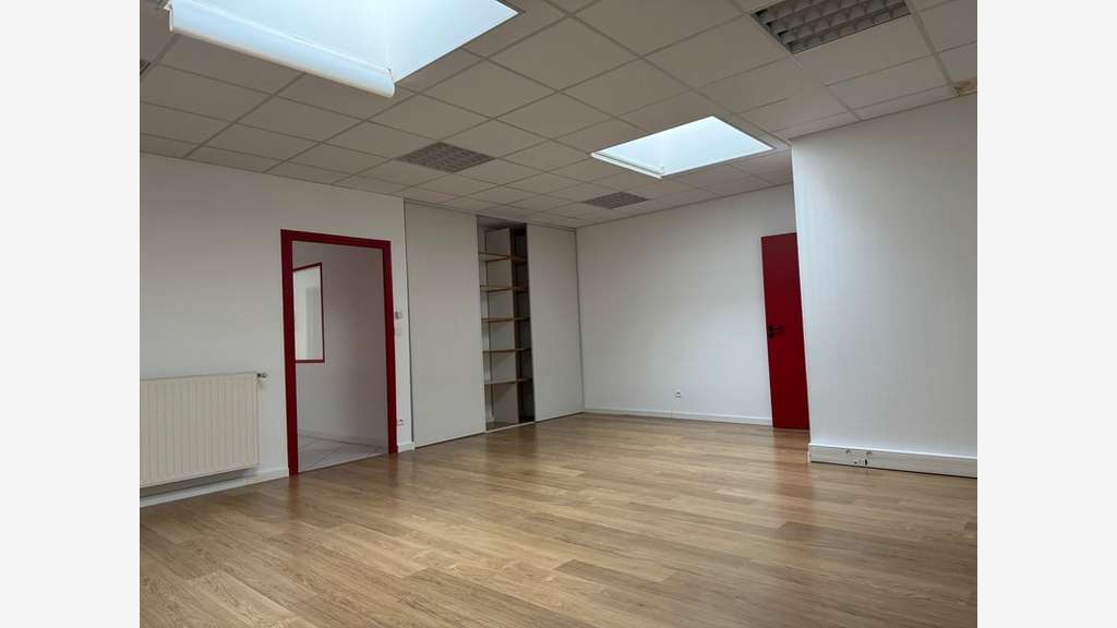 Local d'activité 311m² à louer à Maxéville