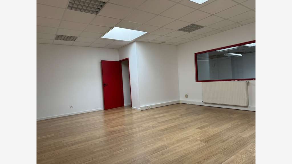 Local d'activité 311m² à louer à Maxéville