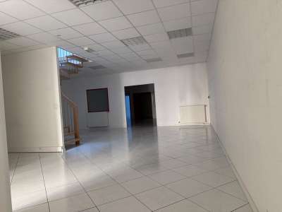Local d'activité 311m² à louer à Maxéville